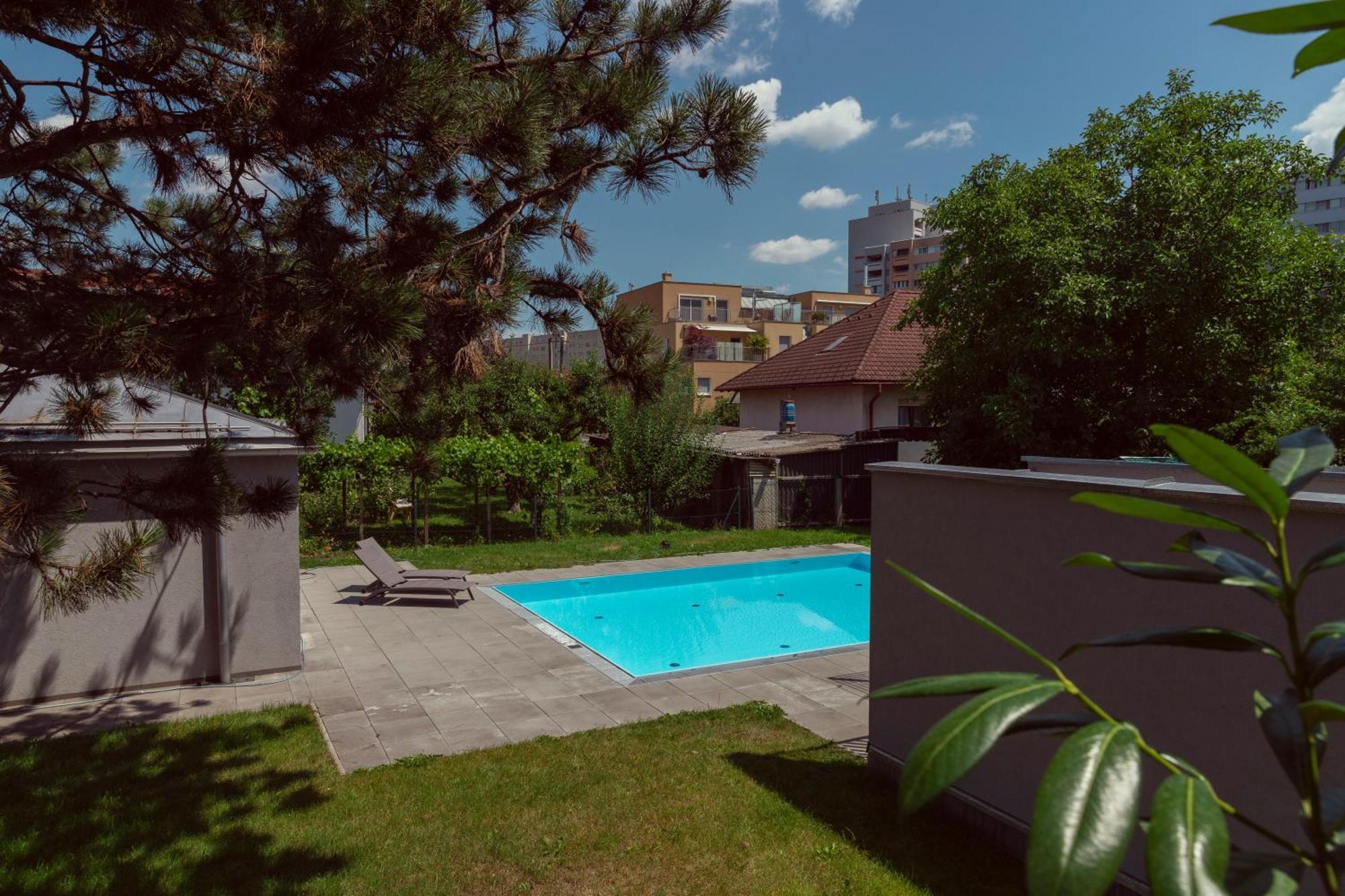 Modern Stylish Design Apartment With Free Parking Emily Вена Экстерьер фото
