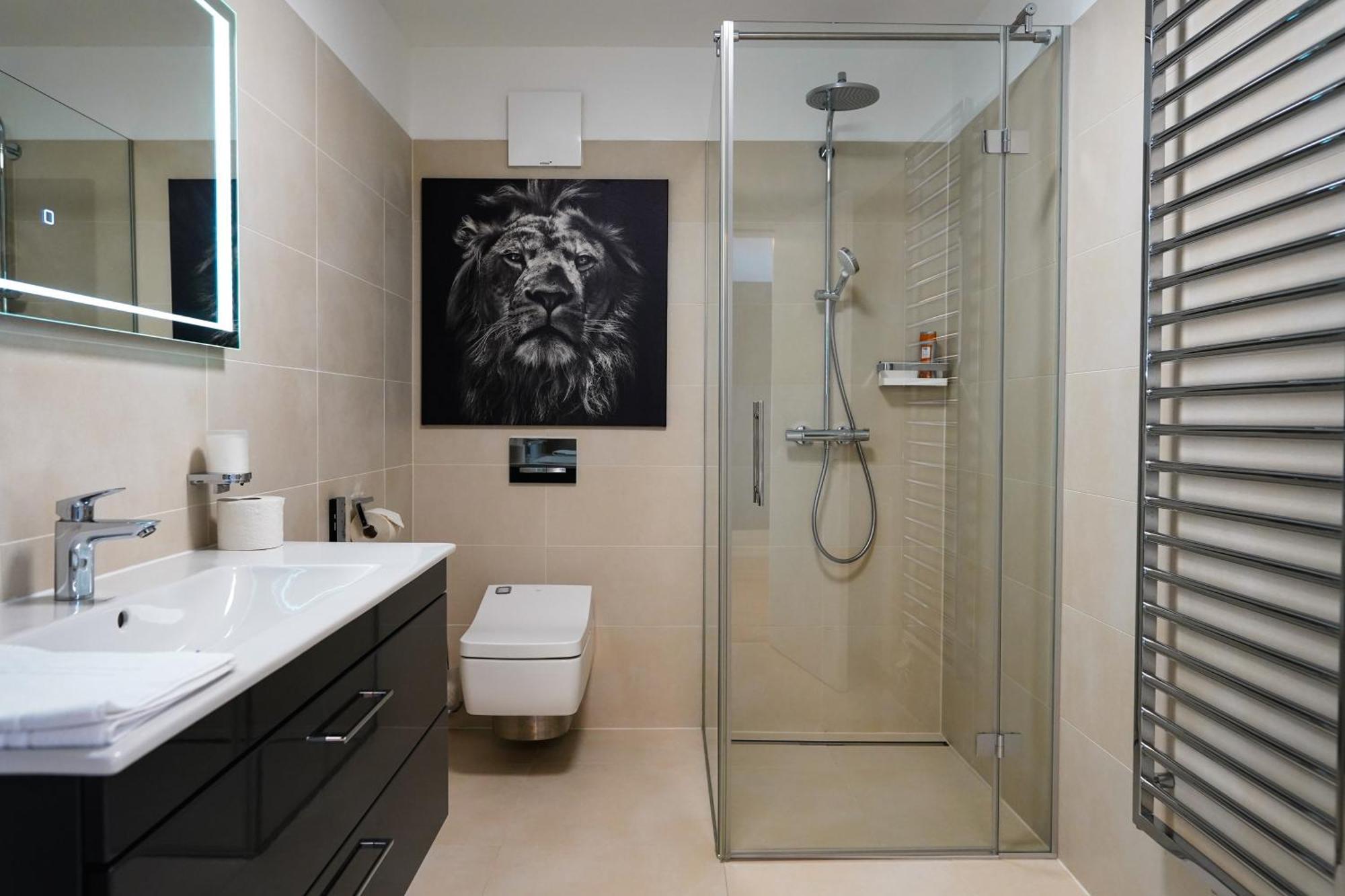 Modern Stylish Design Apartment With Free Parking Emily Вена Экстерьер фото